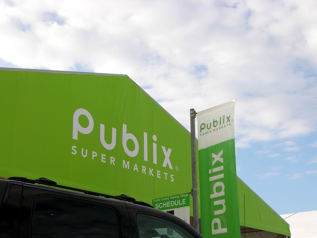 Publix tent gable branding at South Beach Food and Wine